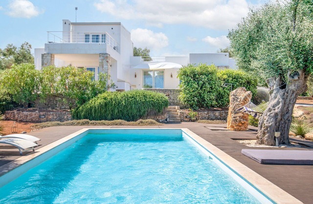 Villa in Carovigno mit 3 Schlafzimmern 6 Schlafplätzen