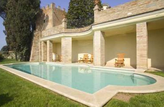 Villa in Castelfiorentino mit 6 Schlafzimmern 12 Schlafplätzen