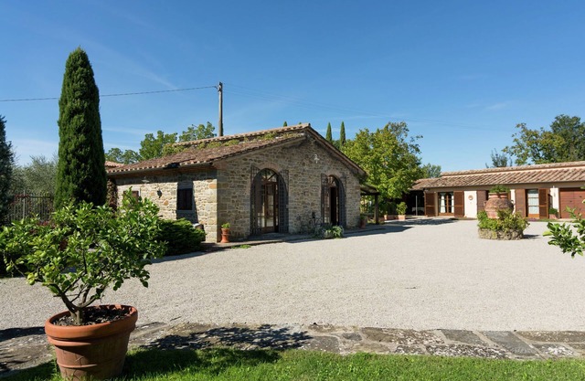 Ferienhaus in Cortona mit Pool