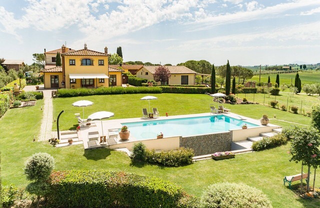 Villa in Creti mit 4 Schlafzimmern 8 Schlafplätzen