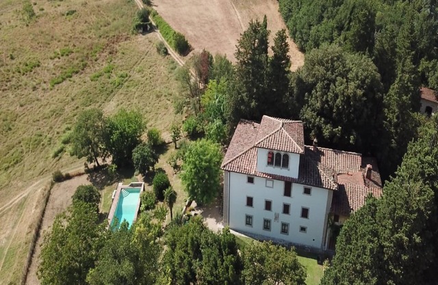 Charmante Villa mit Pool in Florenz