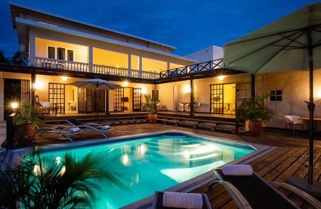 CuraVilla Design Suites & Apartments