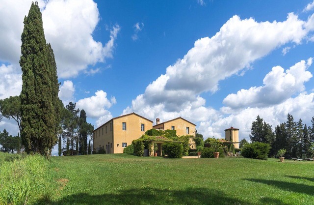 Villa in Gavorrano mit 9 Schlafzimmern 18 Schlafplätzen