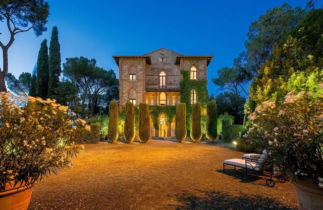 Villa in Località Poggio Olivo mit 6 Schlafzimmern 18 Schlafplätzen