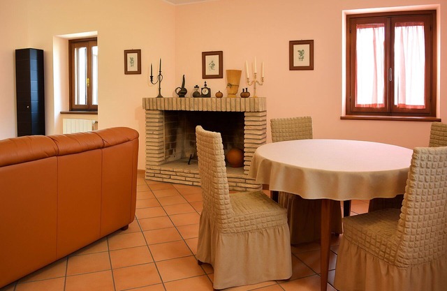 Villa in Sant'onofrio-floriano mit 3 Schlafzimmern 7 Schlafplätzen
