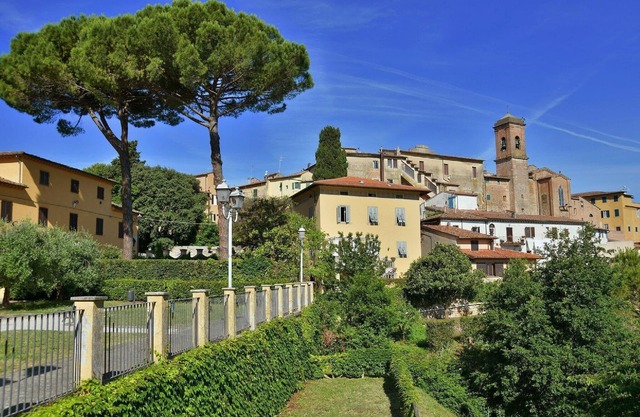 Historische Villa mit Swimmingpool