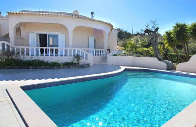 Moderne Villa in Lagos mit eigenem Pool