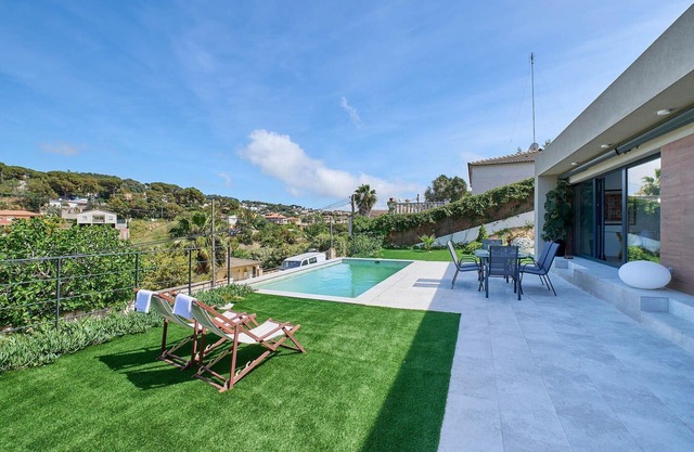 Familienfreundliche Villa mit privatem Pool