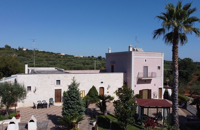 Villa in Monopoli für 12 Gäste in sechs Schlafzimmern