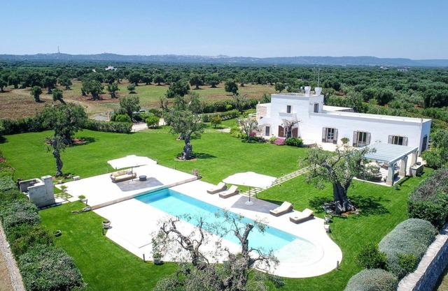 Villa in Ostuni mit 4 Schlafzimmern 8 Schlafplätzen