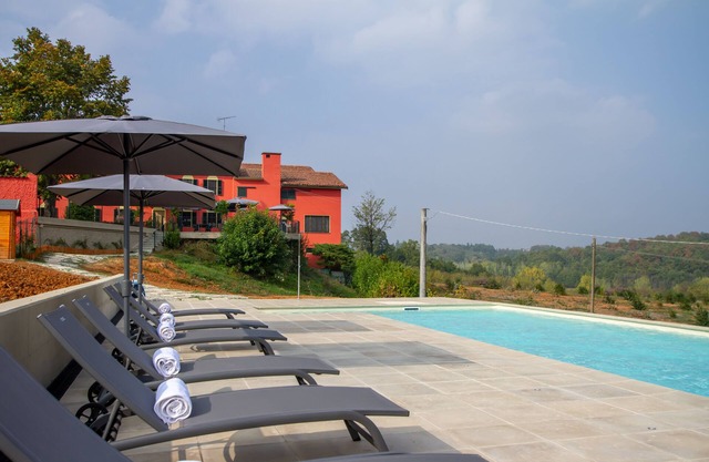 Villa in Piedmont with private pool in beautiful vineyard of Tenuta CostaRossa