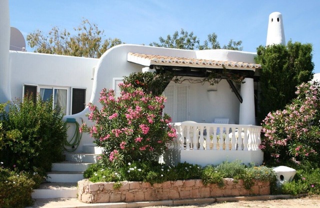 Hübsches Reihenhaus mit 2 Schlafzimmern im Quinta do Paraiso Country Club