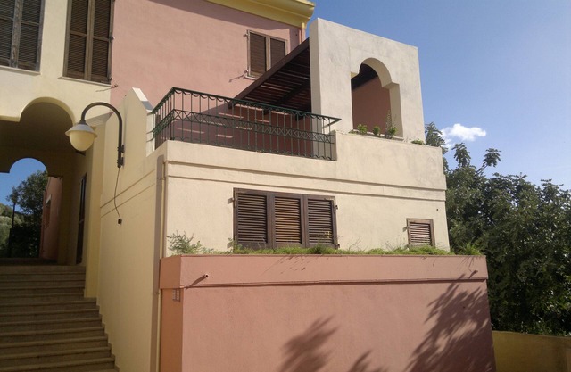 VILLA IN RESIDENCE MIT POOL