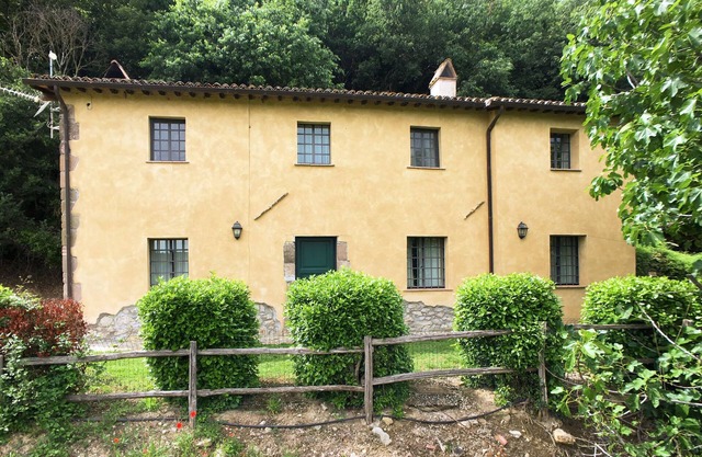 Villa in Sermugnano mit Meerblick