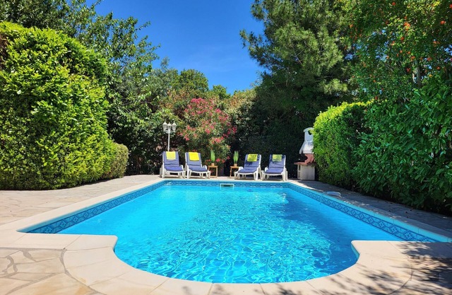 Schöne Villa mit privatem Pool und Terrasse