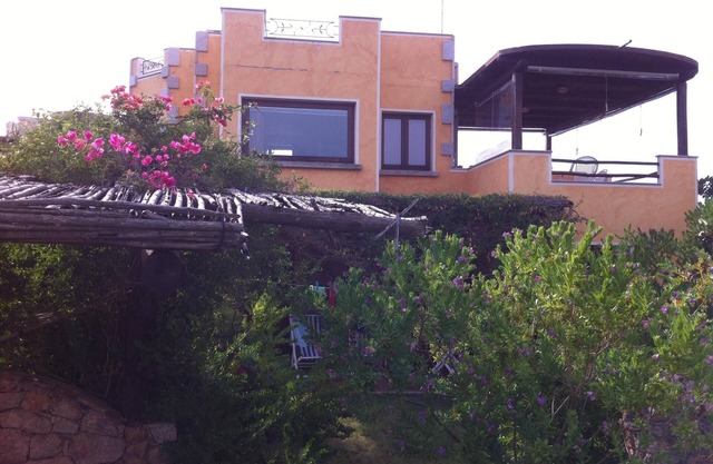 Villa in Sardinia Mono Vertraut mit Meerblick und der Insel Tavolara
