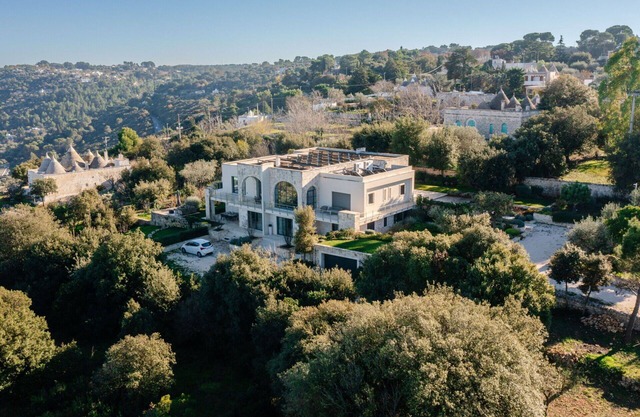Villa in Selva Di Fasano mit 4 Schlafzimmern 8 Schlafplätzen