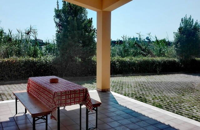 Villa auf dem Land, nur wenige Schritte vom Meer entfernt