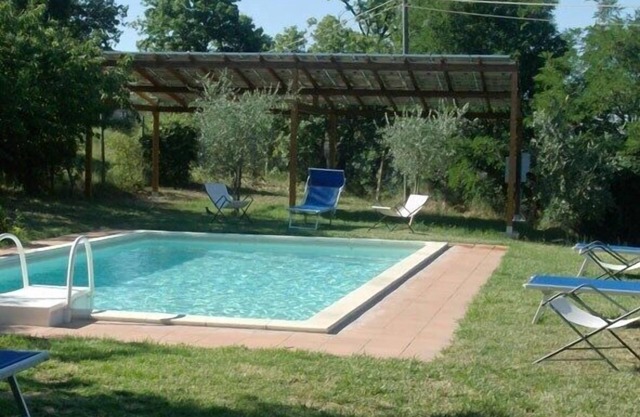 Villa / Independent home in Arezzo mit 6 Schlafzimmern 12 Schlafplätzen