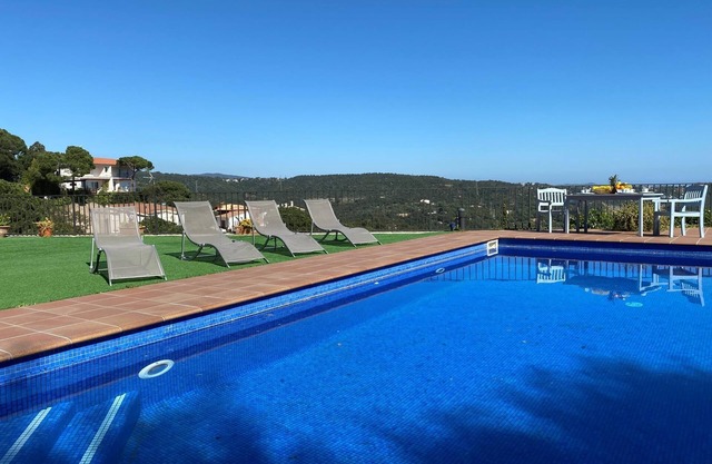 Villa Inge mit Pool und Meerblick