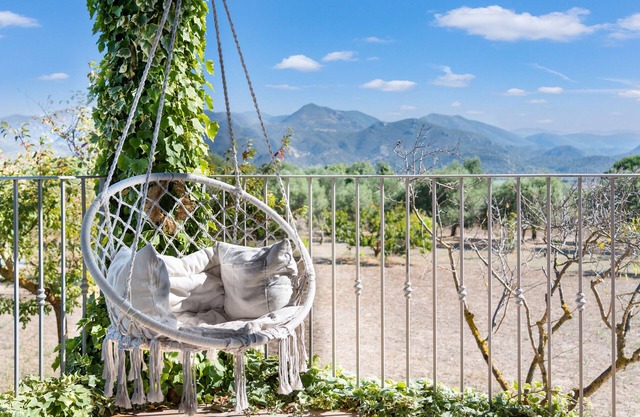 Villa "Is Sorrisi" mit privater Veranda zwei km vom Meer entfernt