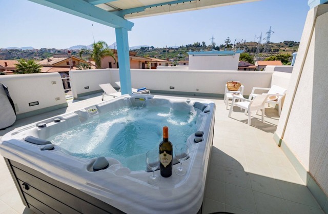 Villa Amalfi (mini pool on the terrace)