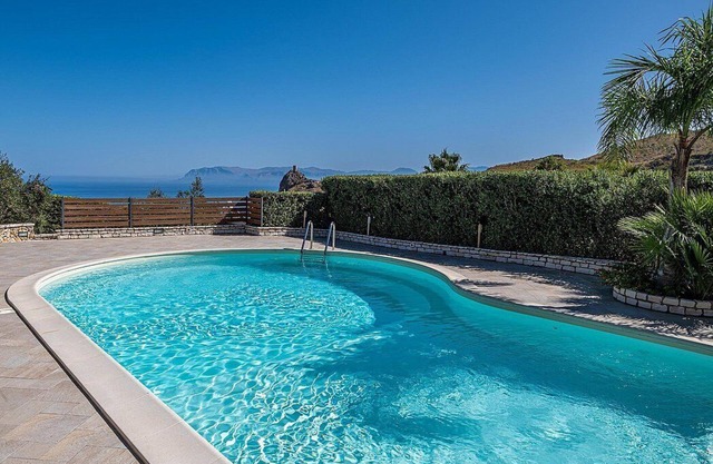 Villa Argenta: A welcoming one-story villa in a quiet position, located on a hillside above the sea, with Free WI-FI.