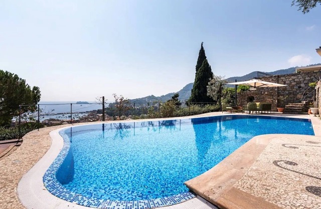 Villa AGLAYA