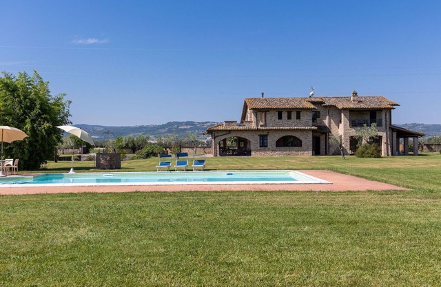 Villa Assisi - Ferienvilla mit pool in Assisi, Umbrien