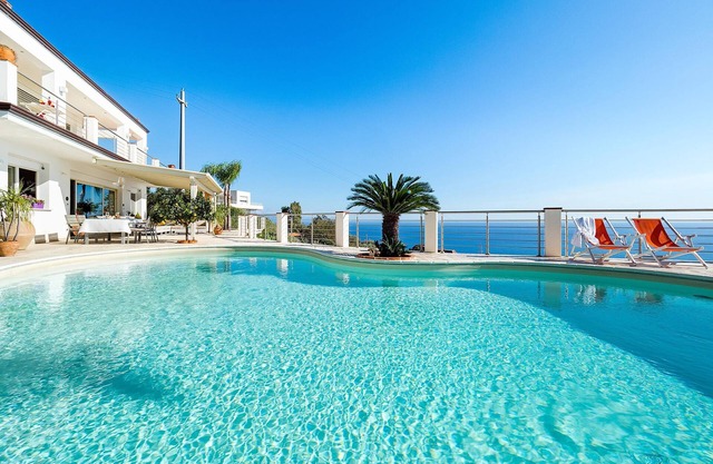 Villa Kira - Letojanni, Sicilia
