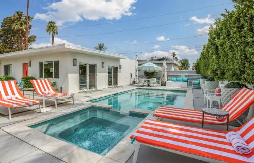Villa L'Orange Pool and Hot Tubs
