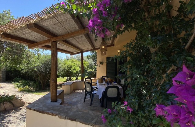 Villa la Bonaccia - Drei Schlafzimmer Villa, Schläft 6