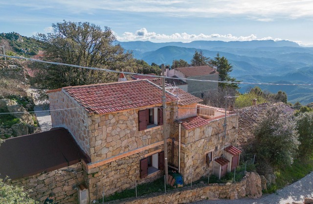 Villa "La Dimora Degli Dei" with Mountain View, Terrace & Wi-Fi
