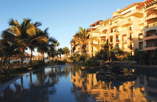 Luxus 5 Sterne - Meerblick! Ideale Lage zur Stadt! Last Minute Angebote