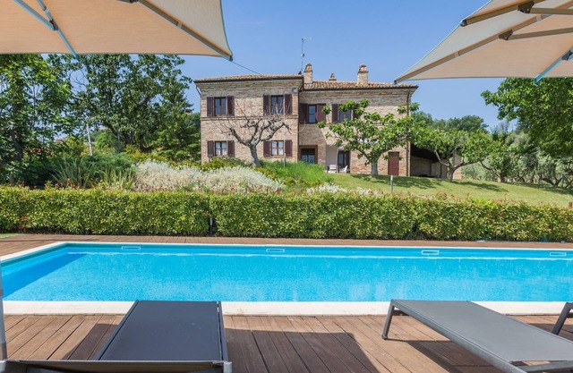 Villa La Fonte 14 mit Pool in den Hügeln von Ripatransone, 15 Minuten von dem Adriatisches Meer