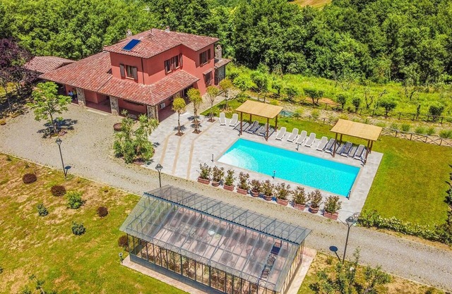 Villa La Pieve - Neun Schlafzimmer Villa, Schläft 20