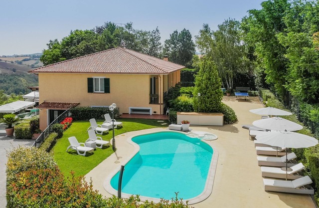 Villa La Quiete, elegante und komfortable Villa mit Pool in der südlichen Teil der Region Marken