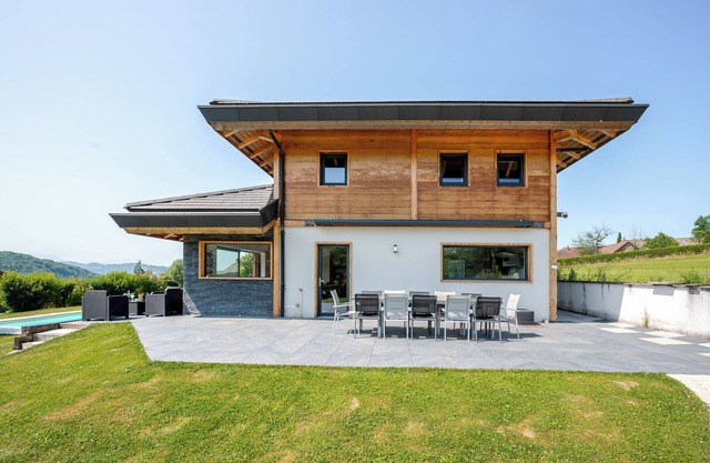 Villa 'La Quintessence' mit Bergblick, Wi-Fi und Klimaanlage