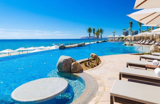 Villa La Valencia Beach Resort & Spa Los Cabos