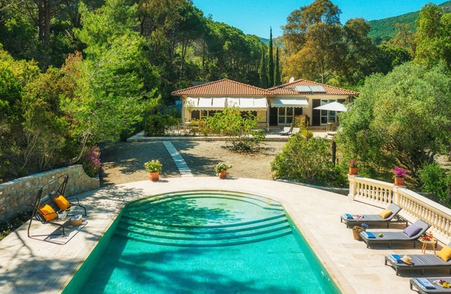 Villa Laconella 8+4, Emma Villas