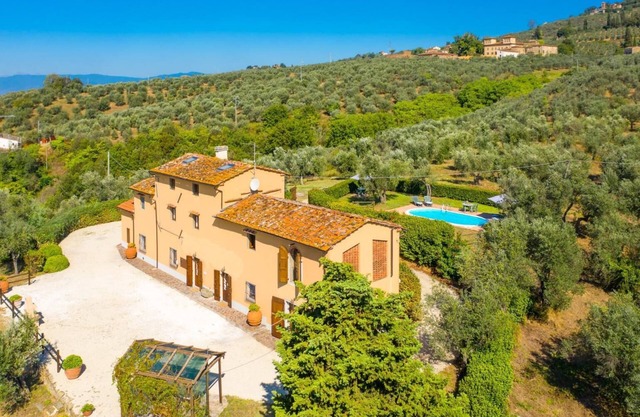 Villa Le Balze Large Private Pool, WiFi