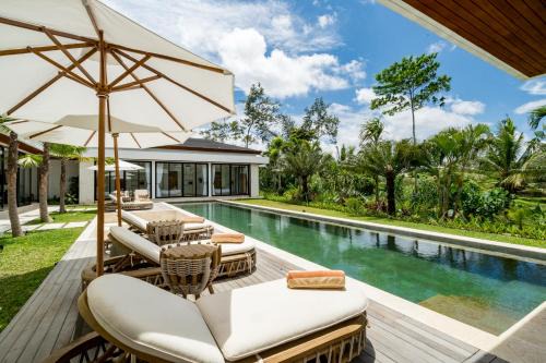 Villa Leonard by BaliSuperHost