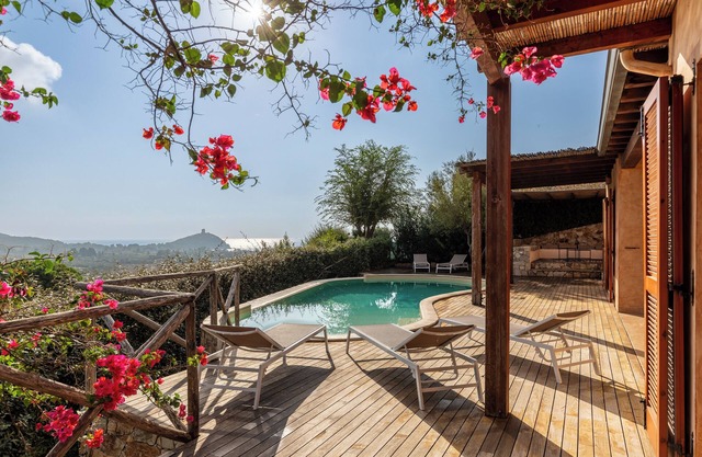Villa Leone with private pool and views, just minutes from beach and restaurants