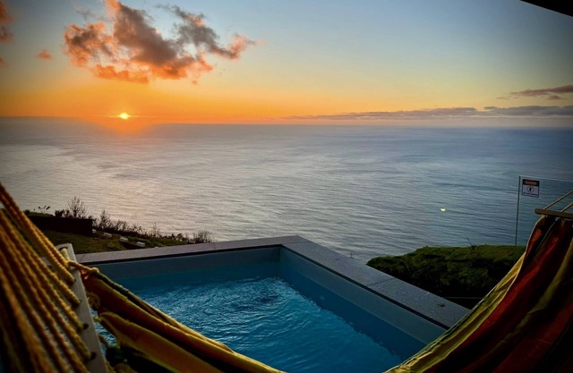 Villa Leonor, an exclusive 3-bedroom cliff-side retreat, luxury and tranquillity