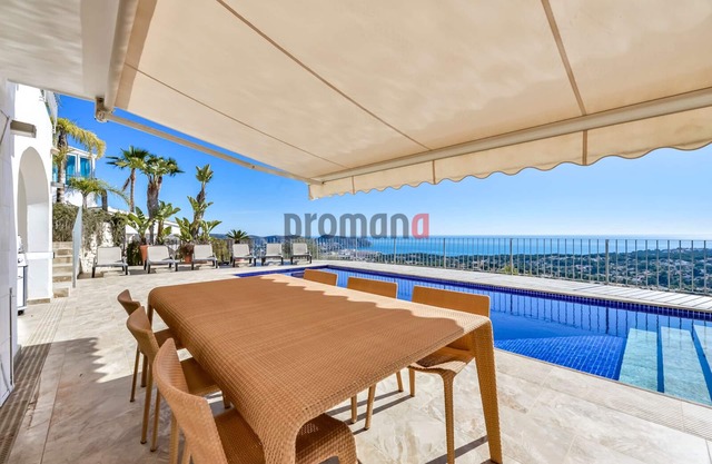 Villa Letizia Luxusvilla 180º Meerblick mit privatem Pool.