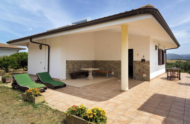 Villa "Limone" in Strandnähe mit Klimaanlage, WLAN, Garten, Terrasse und Grill