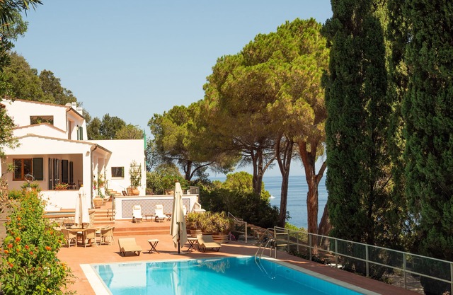 Villa LO SCHIOPPO mit Meerblick