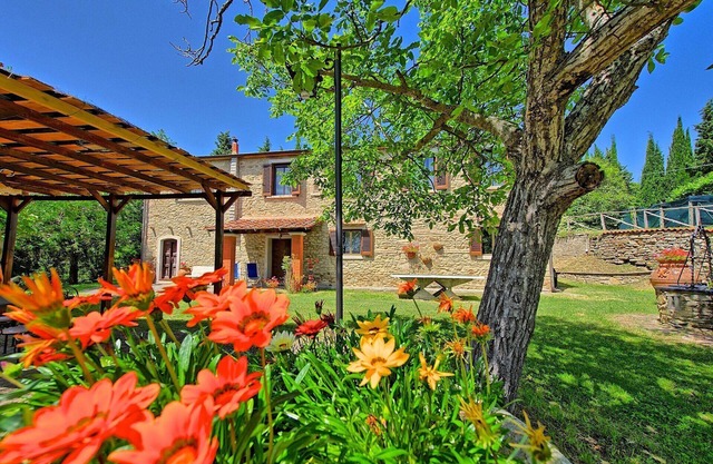 Villa Luciano - Landhaus in Tregozzano, Arezzo, Toskana