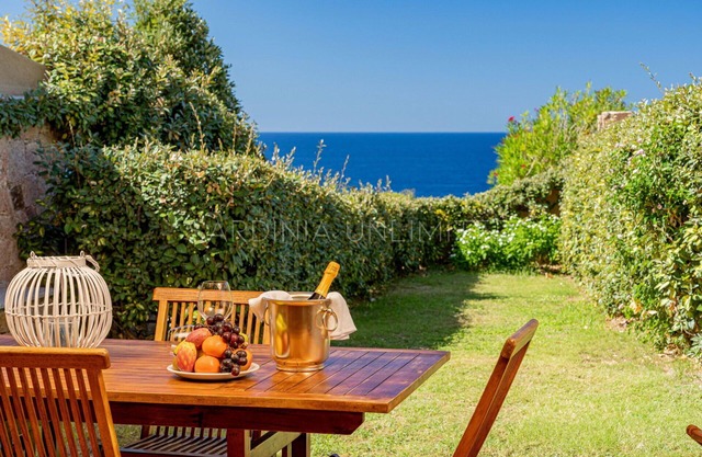 Villa Lumière zu vermieten in Costa Paradiso mit privatem Pool