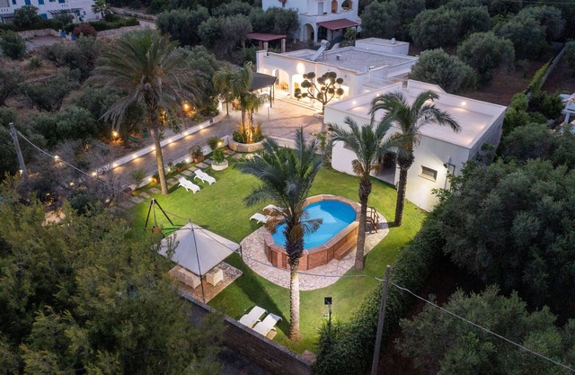 Villa Velia - con Piscina e Giardino privato nel Salento